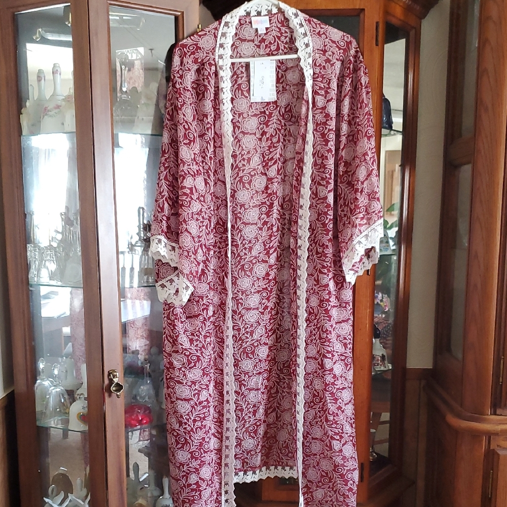 (CH) NWT LuLaRoe Chloe Bohemian Overlay.